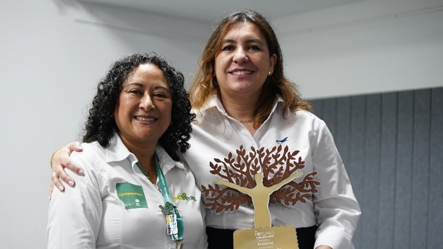 Xiomara Lucía Sanclemente, Gerente de Cambio Climático y Sandra Lucia Rodríguez Rojas, vicepresidenta Corporativa de Transformación Territorial y HS